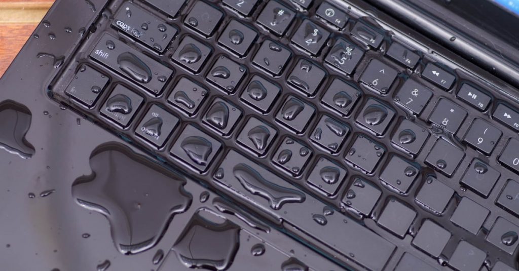 Sửa bàn phím laptop vô nước chuyên nghiệp HCM